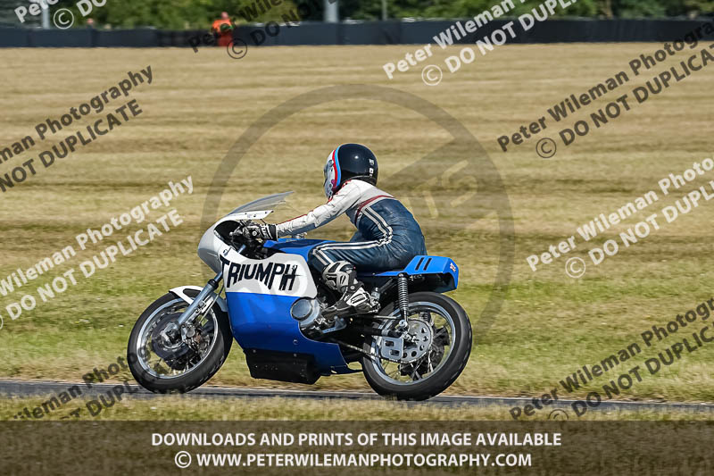 cadwell park;cadwell park photographs;cadwell trackday photographs;enduro digital images;event digital images;eventdigitalimages;peter wileman photography;racing digital images;trackday digital images;trackday photos
